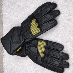 Kevlar Men's Black Leather Mesh Detail Velcro Strap Closure Motorcycle Gloves